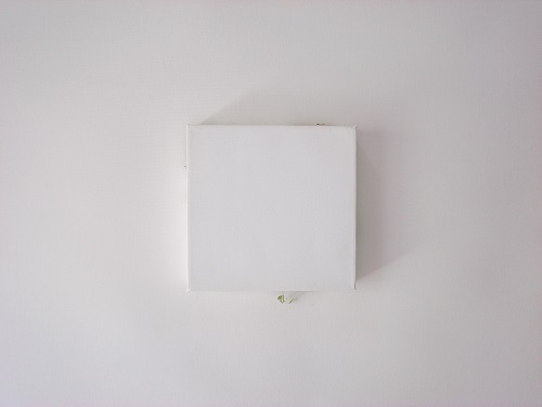 31784893_e9721683_miznakaishi2cscape2ccanvas2cembroiderythreadspaper2cmarkerpens2ccolouringpencilsandglue_21x21x4cm2018.jpg